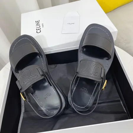 セリーヌ サンダル