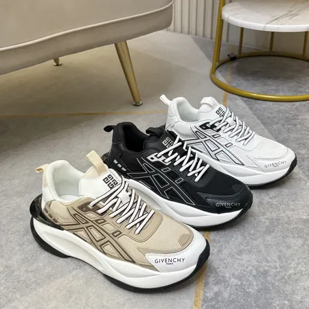 ジバンシィ スニーカー