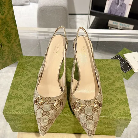 グッチ サンダル