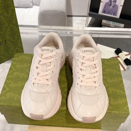 グッチ スニーカー