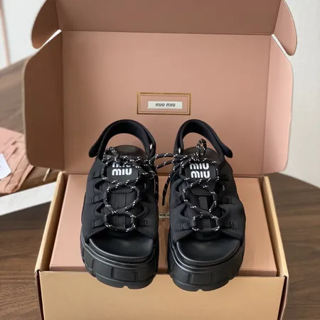 ミュウミュウ サンダル