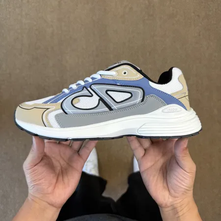 ディオール スニーカー