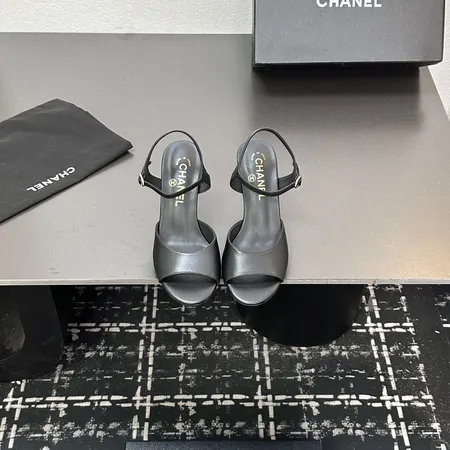 シャネル サンダル