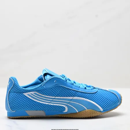 プーマ スニーカー