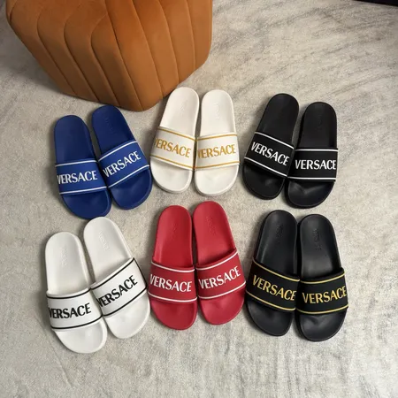 ヴェルサーチ スリッパ