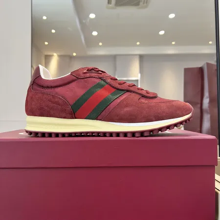 グッチ スニーカー