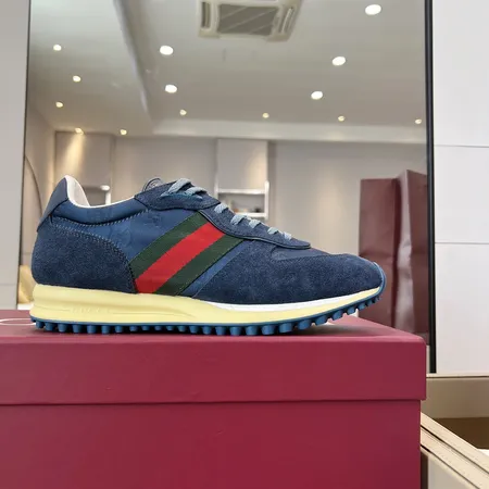 グッチ スニーカー