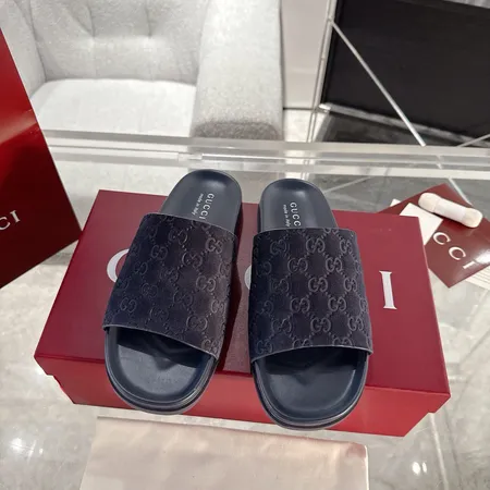 グッチ スリッパ