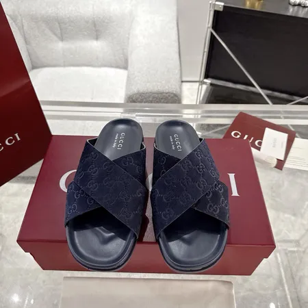 グッチ スリッパ