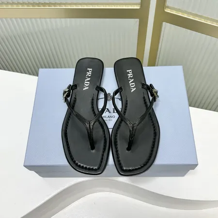 プラダ スリッパ