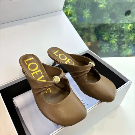 ロエベ サンダル