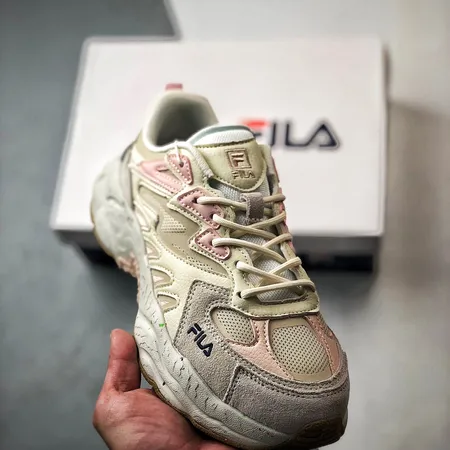 フィラ スニーカー