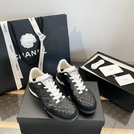 シャネル スニーカー