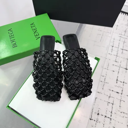 ボッテガ ヴェネタ スリッパ