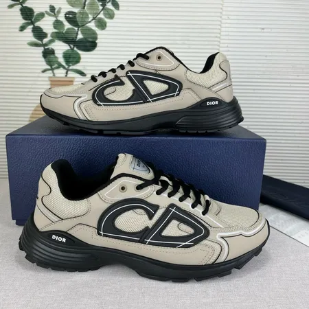 ディオール スニーカー