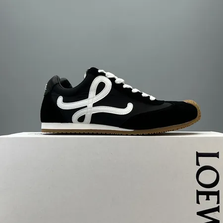 ロエベ カジュアルシューズ