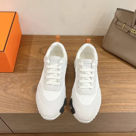 エルメス スニーカー