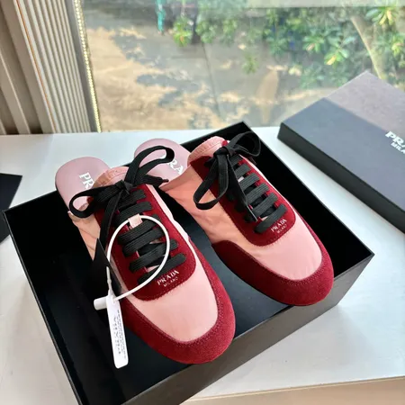 プラダ スリッパ