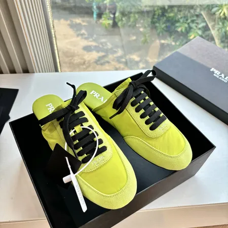 プラダ スリッパ