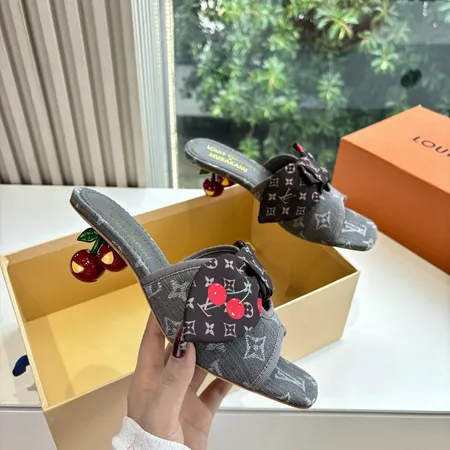 ルイヴィトン サンダル