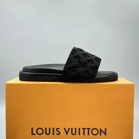 ルイヴィトン スリッパ
