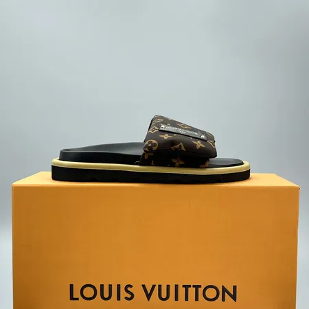 ルイヴィトン スリッパ