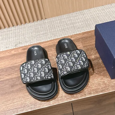ディオール スリッパ