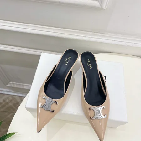 セリーヌ サンダル