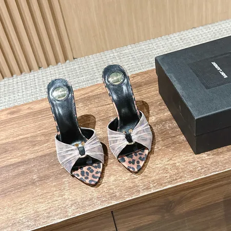 イブサンローラン サンダル