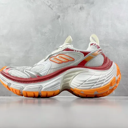 バレンシアガ スニーカー