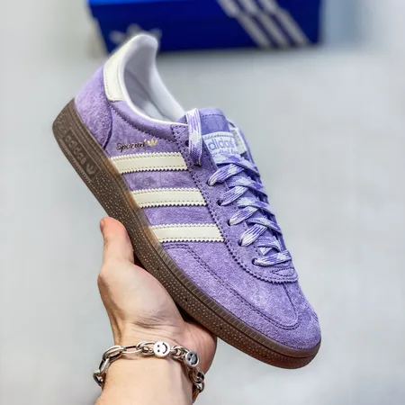 アディダス カジュアルシューズ