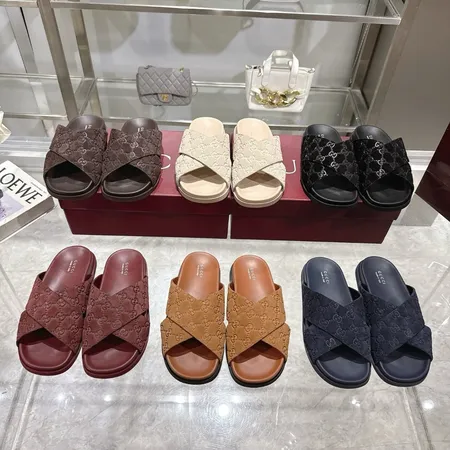 グッチ スリッパ