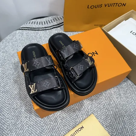 ルイヴィトン スリッパ