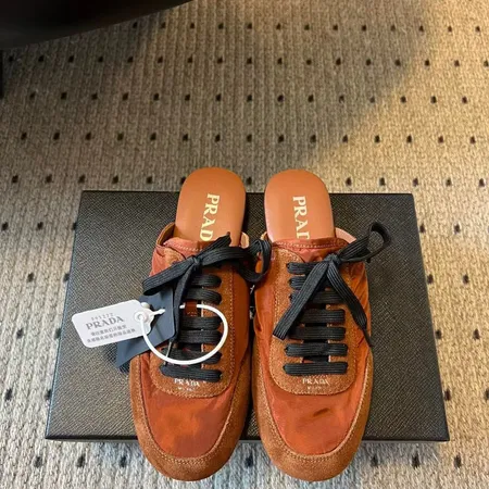 プラダ スリッパ