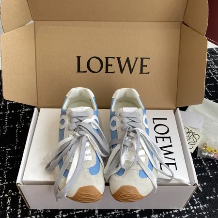 ロエベ スニーカー