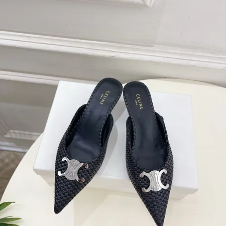 セリーヌ サンダル