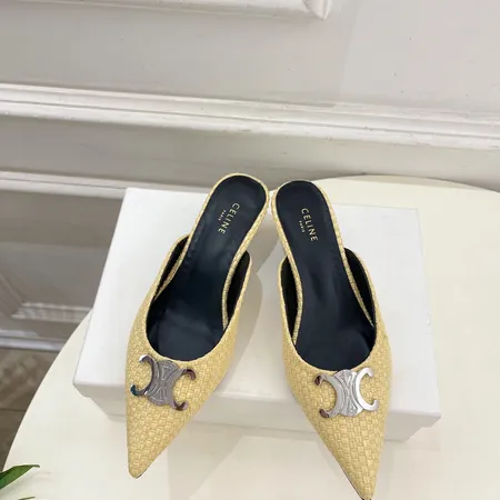 セリーヌ サンダル