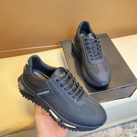 アルマーニ カジュアルシューズ