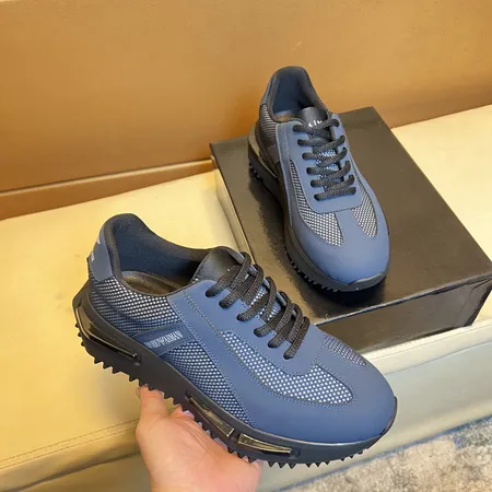 アルマーニ カジュアルシューズ