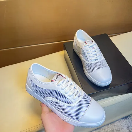 ディオール カジュアルシューズ