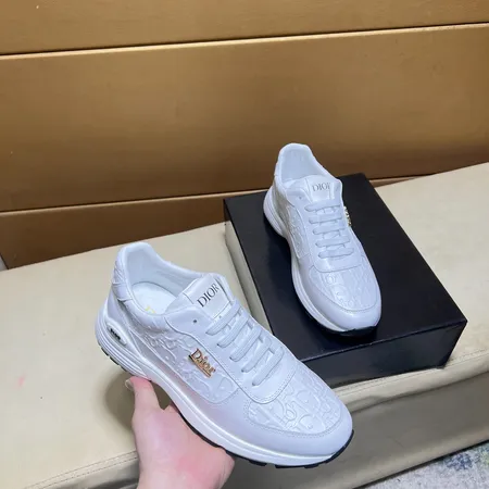 ディオール カジュアルシューズ