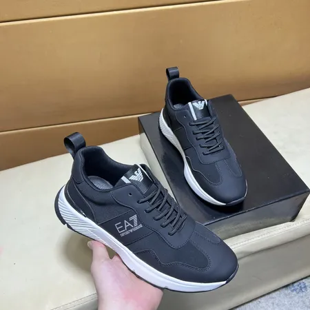 アルマーニ カジュアルシューズ