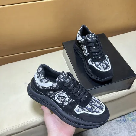 ディオール カジュアルシューズ