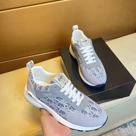 ディオール カジュアルシューズ