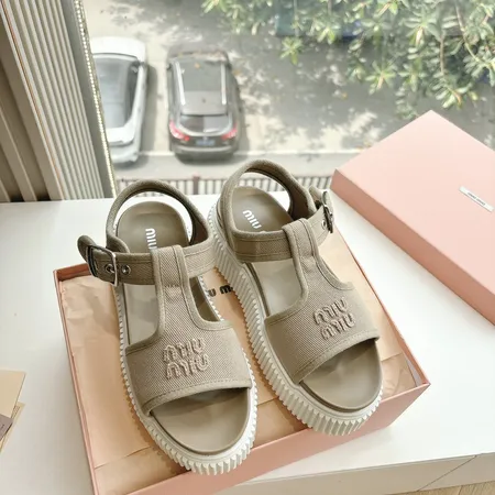 ミュウミュウ サンダル