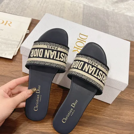 ディオール スリッパ