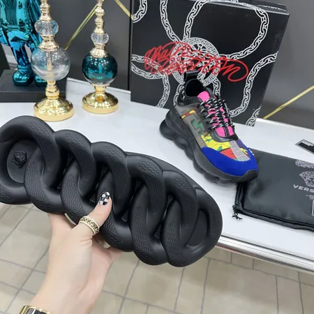 ヴェルサーチ スニーカー