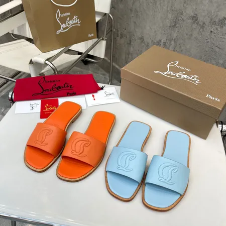 クリスチャン・ルブタン スリッパ