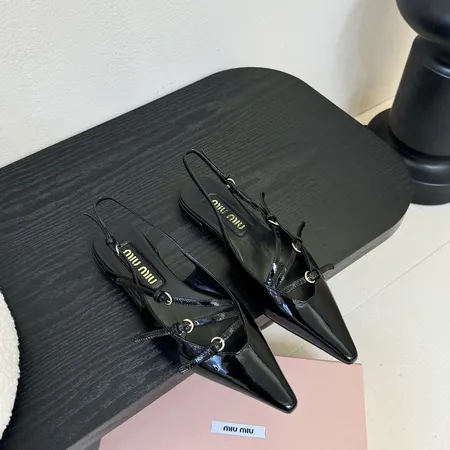 ミュウミュウ サンダル