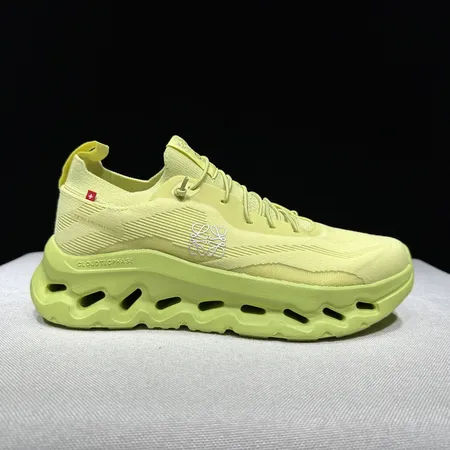 ロエベ スニーカー